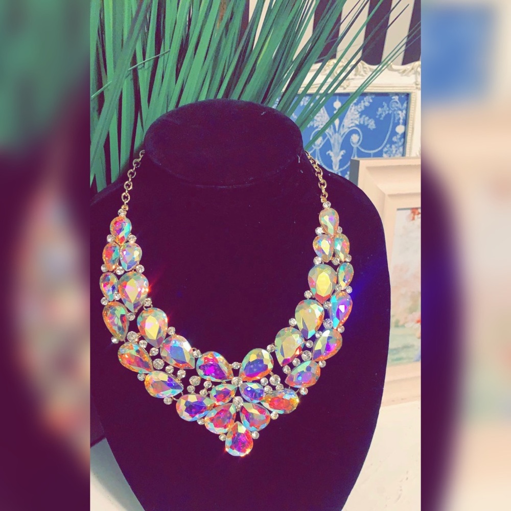 Beautiful necklace for any occasion